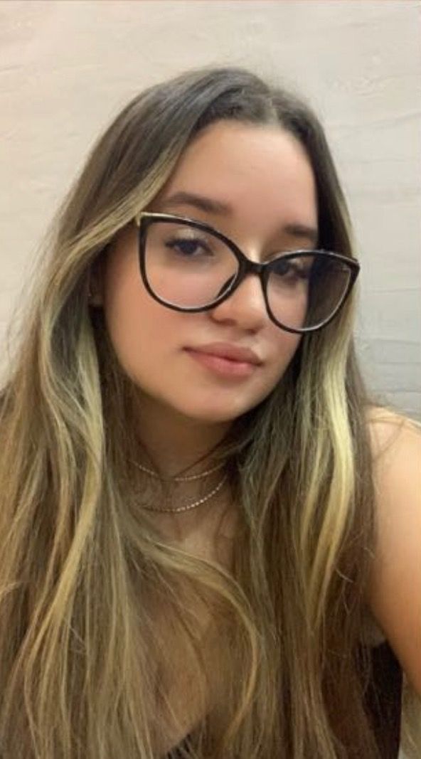 Menina de 16 anos é morta após amigos enfiarem um pênis de borracha de 1m no seu cu